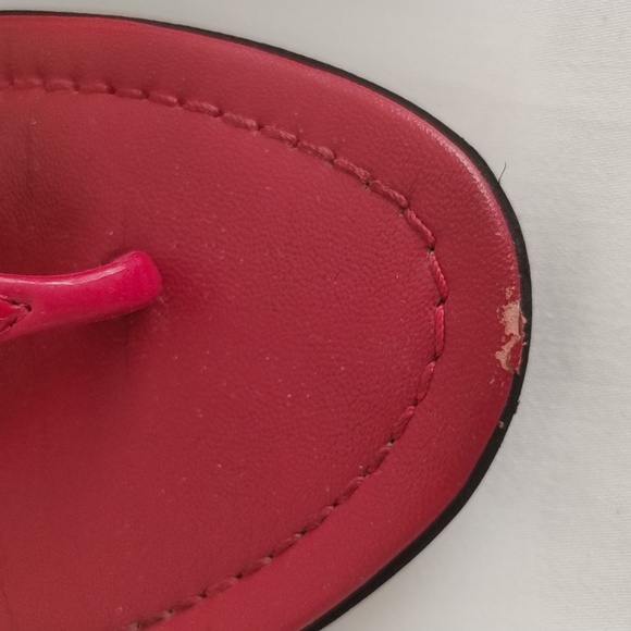 Women's Red Prada Logo Flip Flops Sz 39/US 8.5-9 - Picture 7 of 8